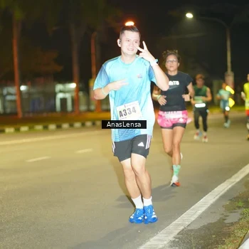 Runner Photo 8793658
