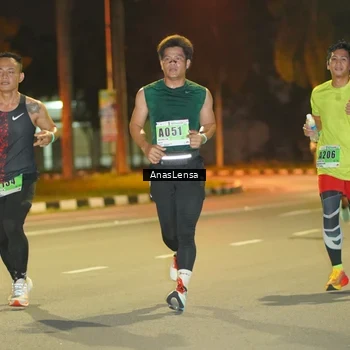 Runner Photo 8793660