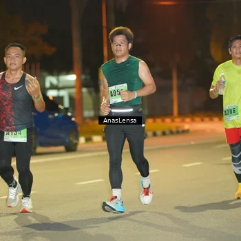Runner Photo 8793675