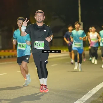 Runner Photo 8793707