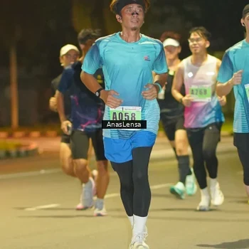 Runner Photo 8793725