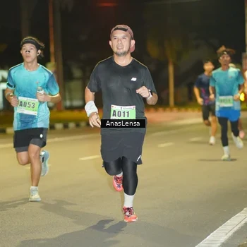 Runner Photo 8793733