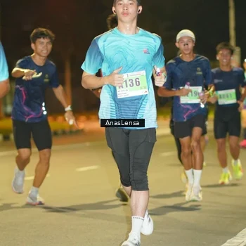 Runner Photo 8793747