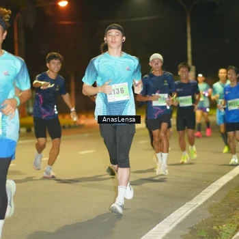 Runner Photo 8793748