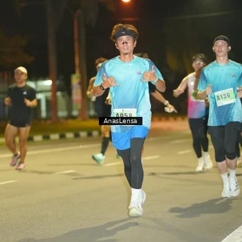 Runner Photo 8793752