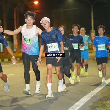Runner Photo 8793767