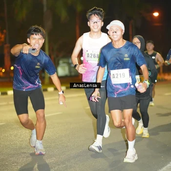 Runner Photo 8793794