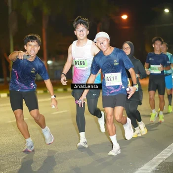 Runner Photo 8793795