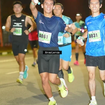Runner Photo 8793812