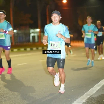 Runner Photo 8793829
