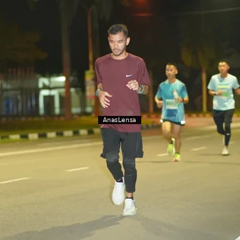 Runner Photo 8793919