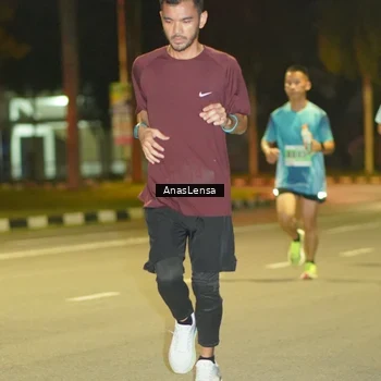 Runner Photo 8793920