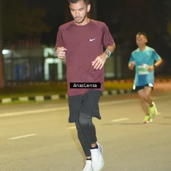 Runner Photo 8793921