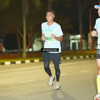 Runner Photo 8793945