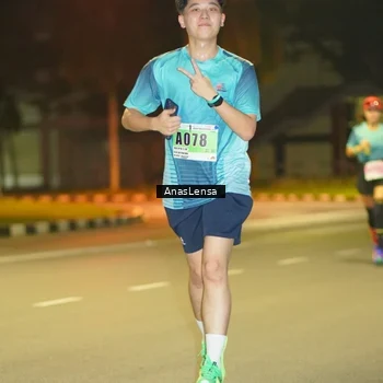 Runner Photo 8794023