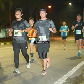 Runner Photo 8794070
