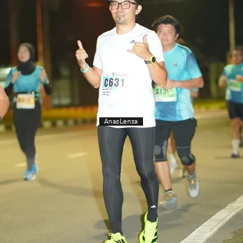 Runner Photo 8794094