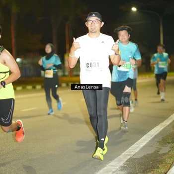Runner Photo 8794106