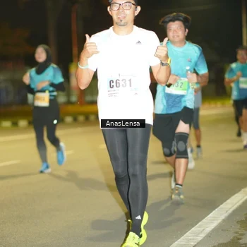 Runner Photo 8794108