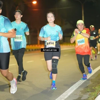 Runner Photo 8794126