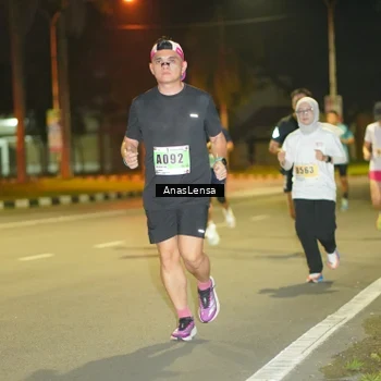 Runner Photo 8794189