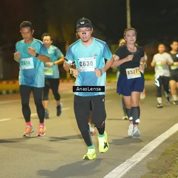 Runner Photo 8794210