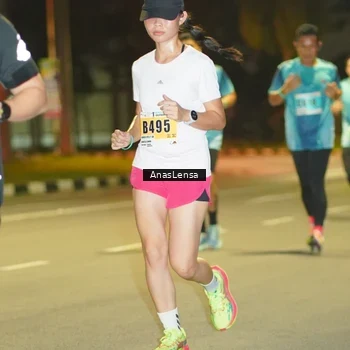 Runner Photo 8794211