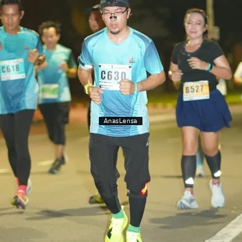Runner Photo 8794229