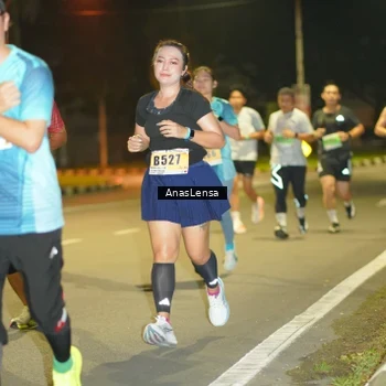 Runner Photo 8794240