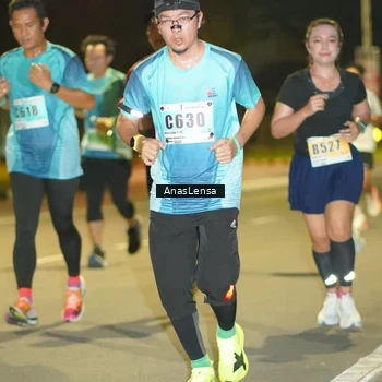 Runner Photo 8794245