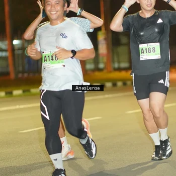 Runner Photo 8794272