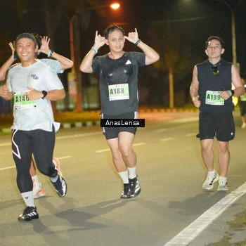 Runner Photo 8794273