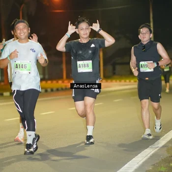 Runner Photo 8794290