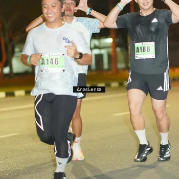 Runner Photo 8794292