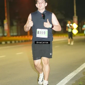 Runner Photo 8794294
