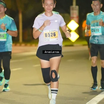 Runner Photo 8794313