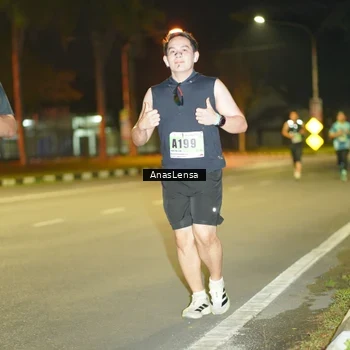 Runner Photo 8794315