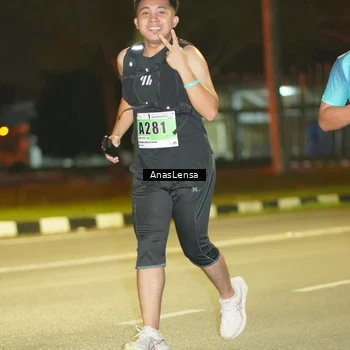 Runner Photo 8794336