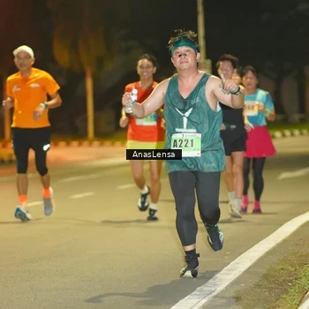 Runner Photo 8794353