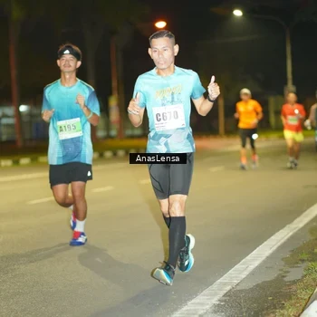 Runner Photo 8794355