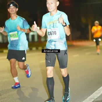 Runner Photo 8794368