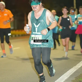 Runner Photo 8794406