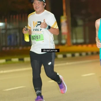 Runner Photo 8794455