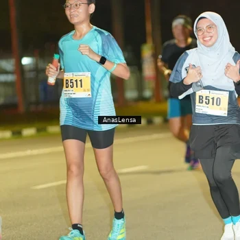 Runner Photo 8794478