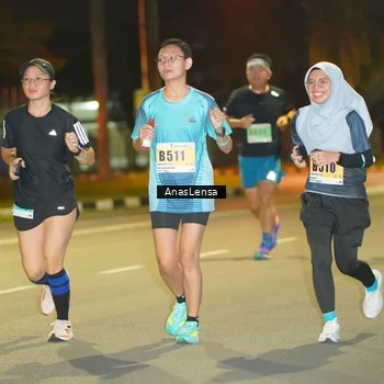 Runner Photo 8794493