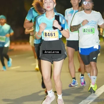 Runner Photo 8794513