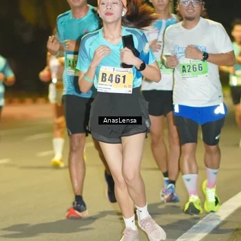 Runner Photo 8794532