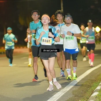 Runner Photo 8794533