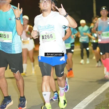Runner Photo 8794539