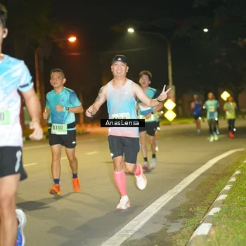 Runner Photo 8794553